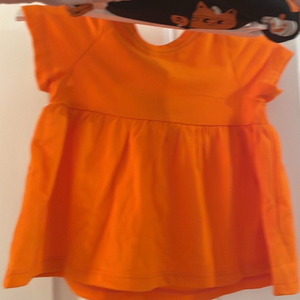 Cat & Jack Orange Pumpkin Outfit with Black Leggings - Picture 3 of 6